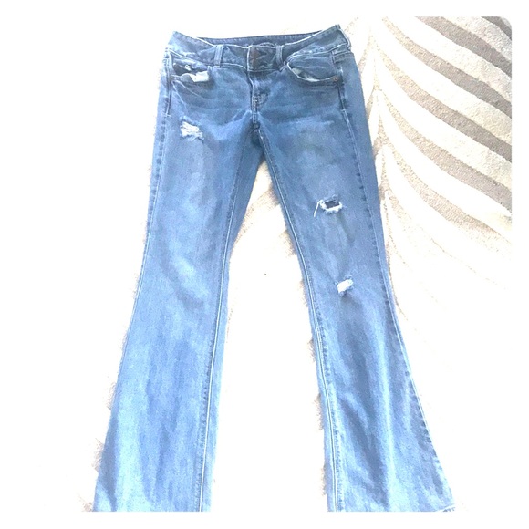 A&E Distressed jeans - Picture 1 of 1